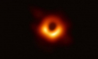 الكشف عن أول صورة للثقب الأسود .. كل ما تريد معرفته عنه