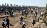 مصرع 8 أشخاص وإصابة العشرات جرّاء انقلاب قطار في محافظة القليوبيّة في مصر