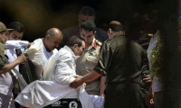  إخلاء سبيل مبارك ونقله للمستشفى 