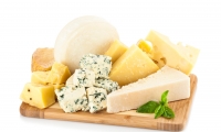 تناول الجبن يومياً يحمي أوعيتك الدموية من التلف