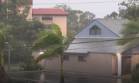انقطاع الكهرباء عن أكثر من 2 مليون شخص في فلوريدا بسبب إعصار 