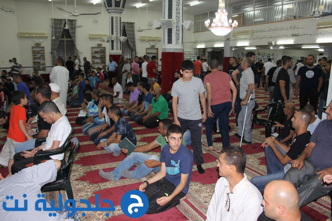 أجواء ايمانية خلال احياء ليلة القدر في مساجد جلجولية